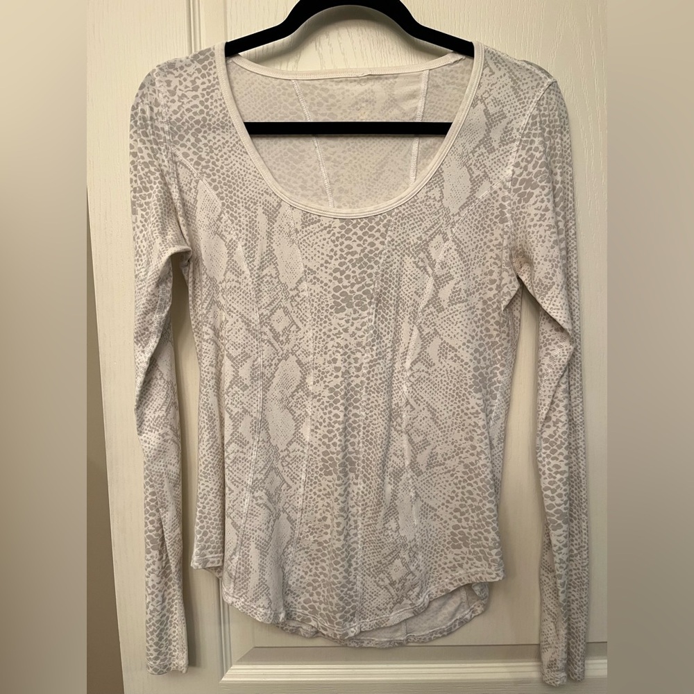 Lululemon long sleeve